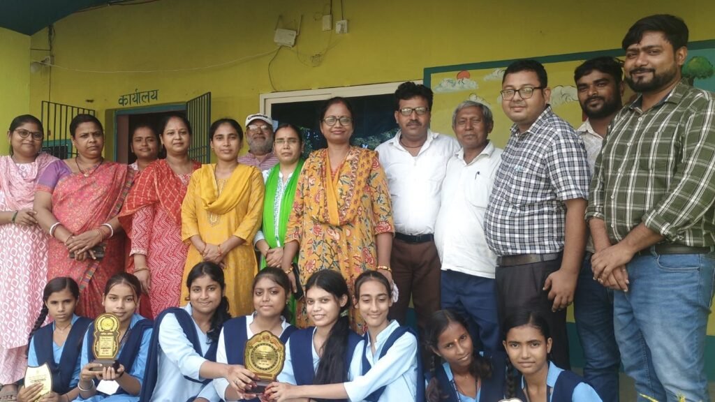 कला उत्सव कार्यक्रम में इन्टरस्तरीय सरसहाय बालिका विद्यालय का रहा दबदबा, प्रथम स्थान पर रहीं छात्राएं, राज्य स्तर पर जाएंगी पटना 2 कला उत्सव कार्यक्रम में इन्टरस्तरीय सरसहाय बालिका विद्यालय का रहा दबदबा, प्रथम स्थान पर रहीं छात्राएं, राज्य स्तर पर जाएंगी पटना | New India Times