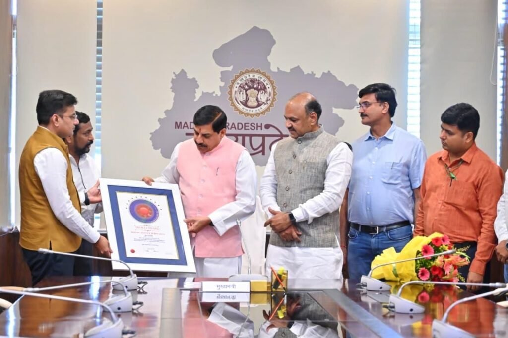 राष्ट्रीय स्तर पर सम्मानित हुआ मध्यप्रदेश वक्फ बोर्ड, मिला स्कॉच अवार्ड | New India Times