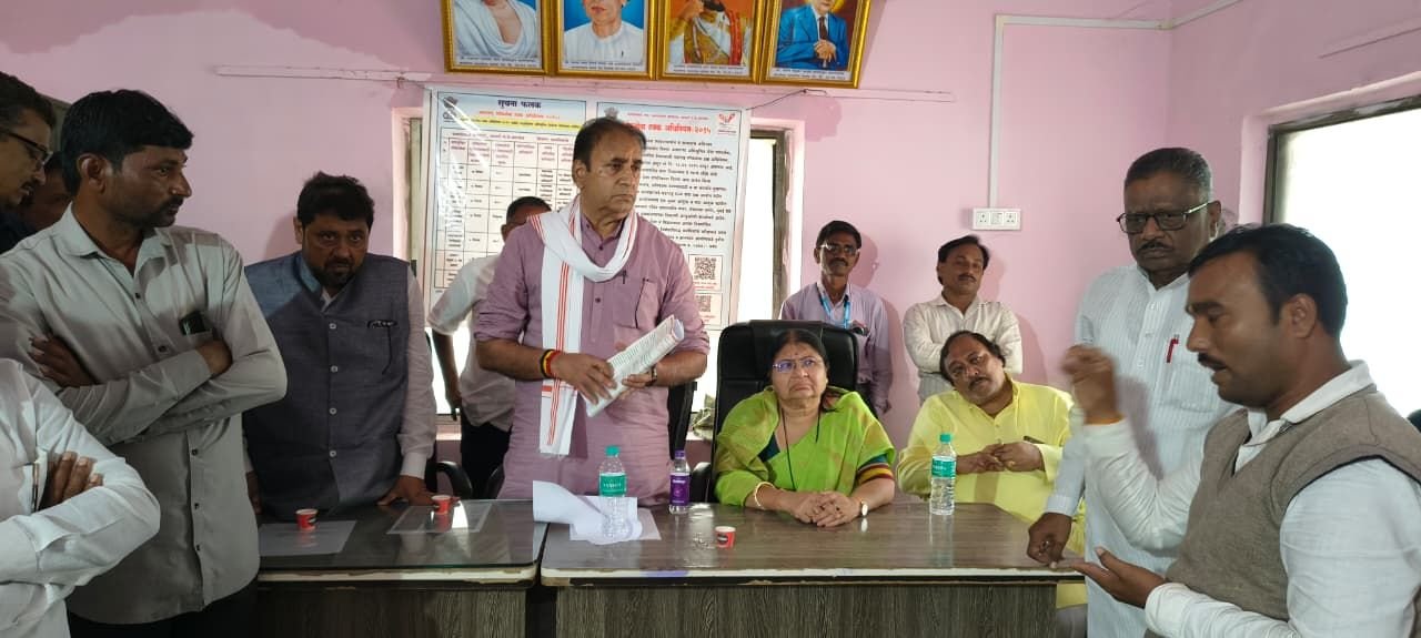 पूर्व गृहमंत्री अनिल देशमुख ने की किसानों को 50 हजार प्रति हेक्टेयर मुआवजा देने की मांग | New India Times