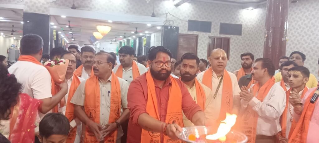 श्री बाबा अमरनाथ मानव कल्याण समिति द्वारा नवरात्रि के पावन अवसर पर सामूहिक व्रत पारायण सहभोज का आयोजन | New India Times