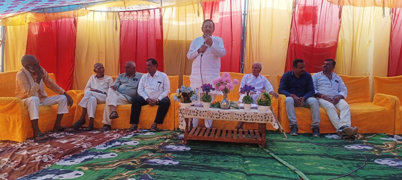 झिन्ना में छठवें दिन भी जारी आमरण अनशन, 15 मांगों व 35 शिकायतों को लेकर ग्रामवासी डटे | New India Times