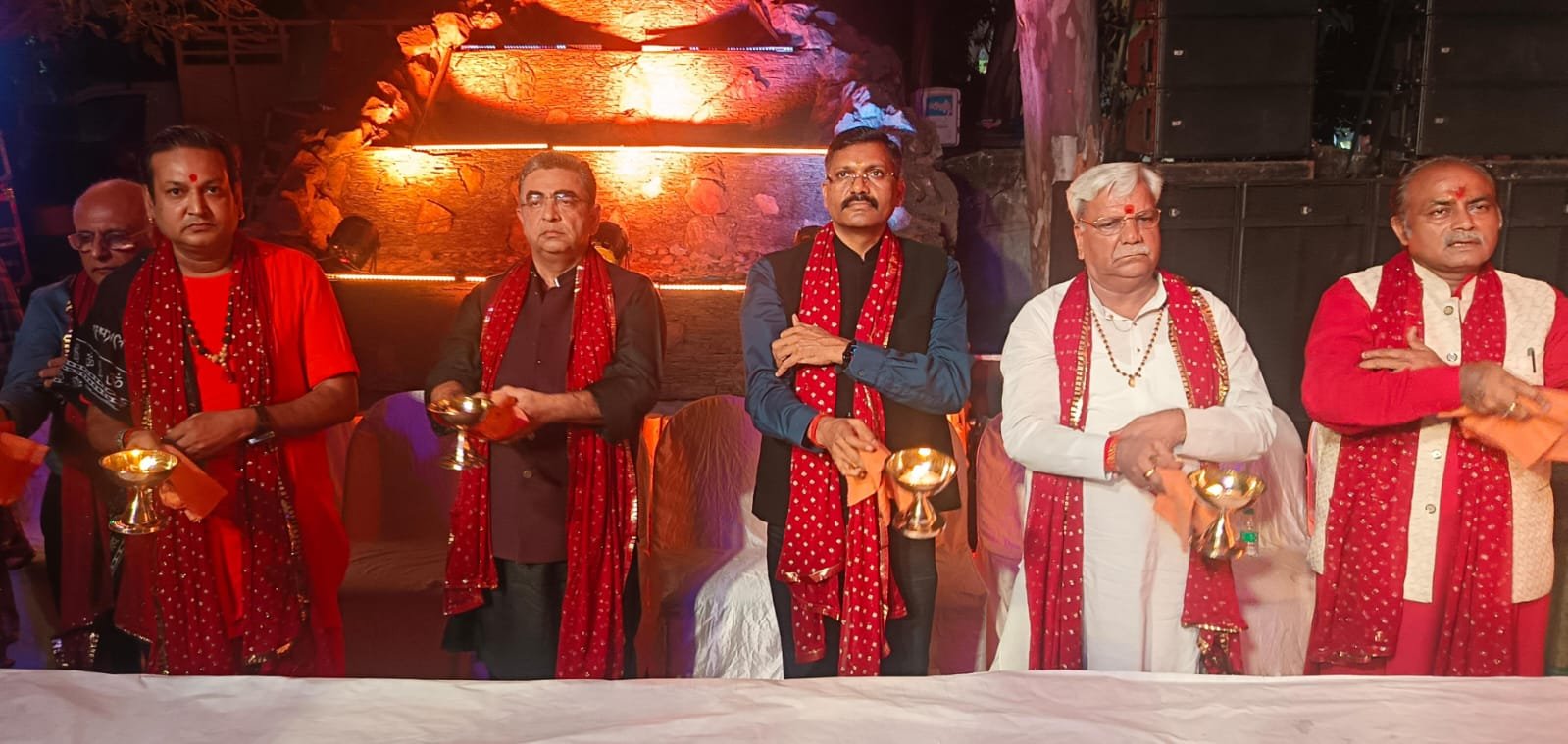 लेजर शो में झलके मर्यादा पुरुषोत्तम श्रीराम के आदर्श, रंग-बिरंगी लाइटों संग दिखी मनमोहक रामायण | New India Times