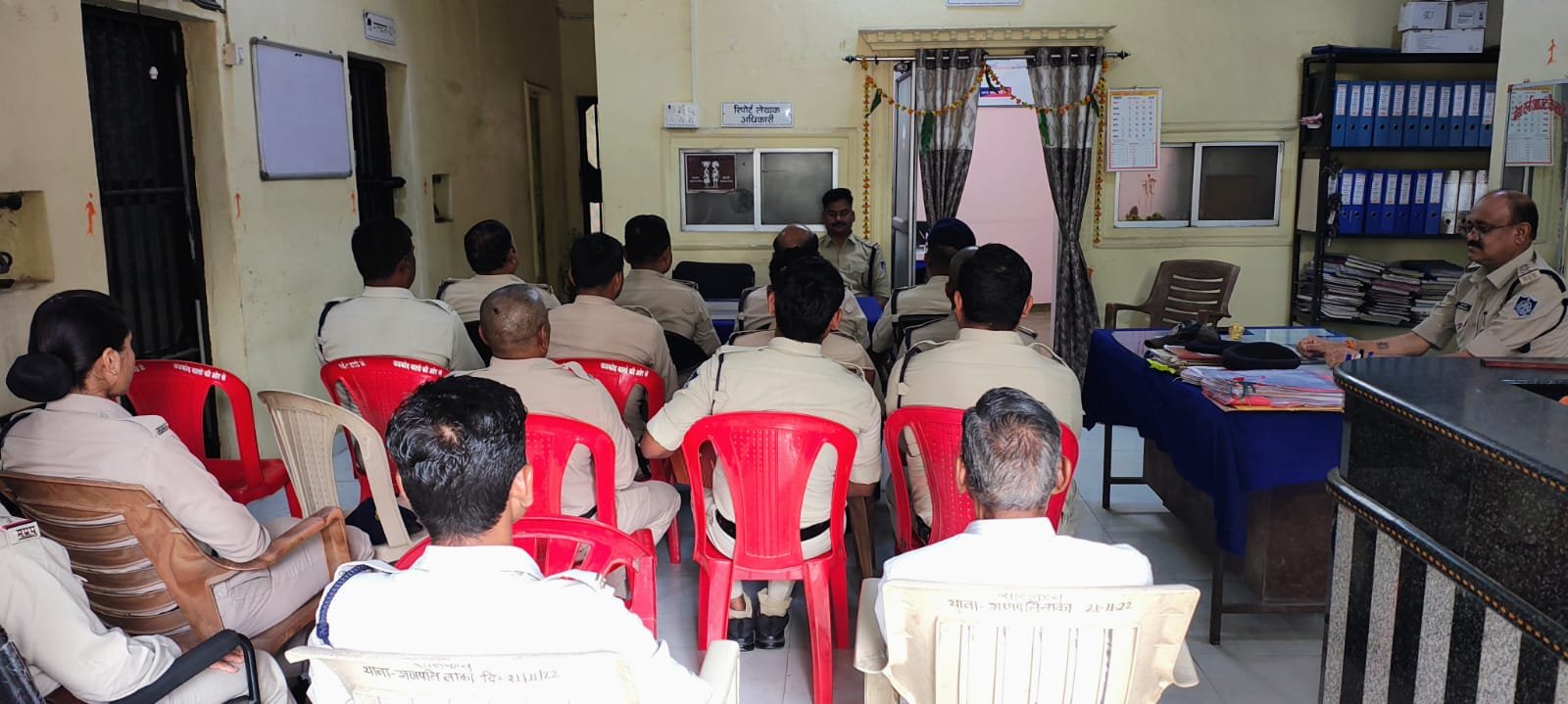 तनाव मुक्त जीवन के लिए थाना गणपति नाका बुरहानपुर में हार्टफुलनेस ध्यान सत्र का आयोजन | New India Times