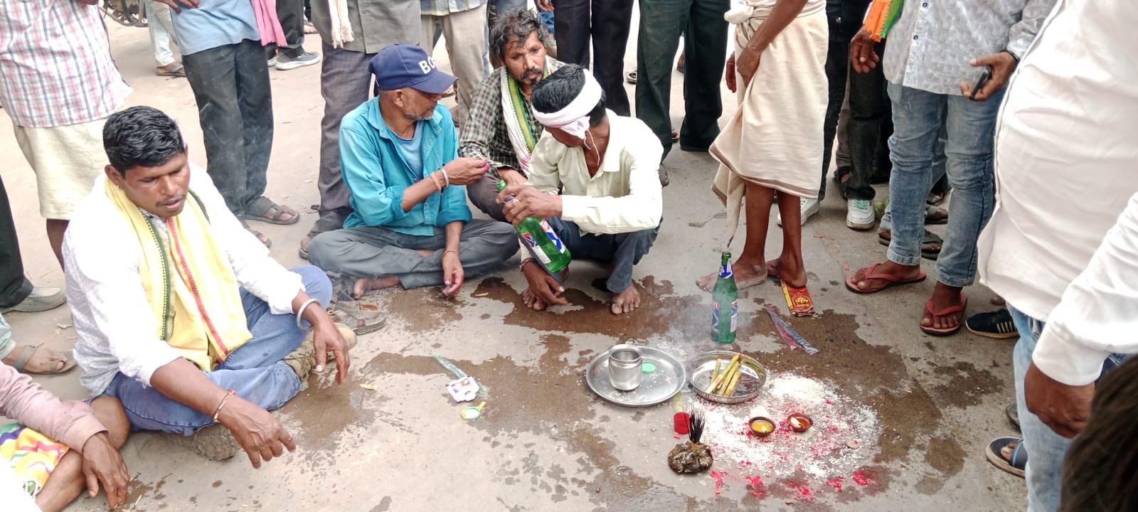 मेघनगर के आज़ाद चौक पर बड़े उत्साह के साथ मनाया गया गाय गोहरी पर्व, उमड़ा जनसैलाब | New India Times