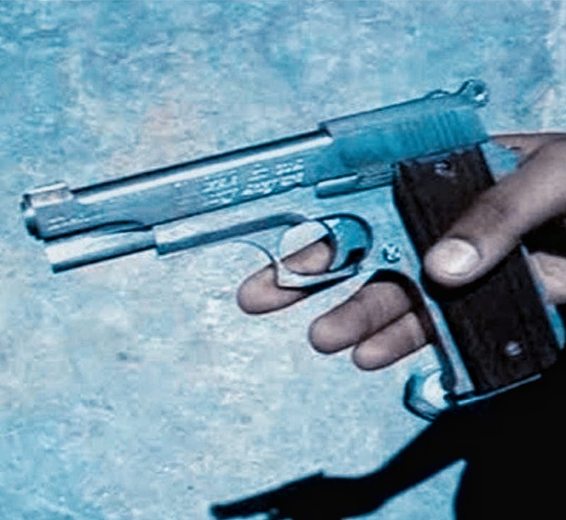 अवैध पिस्टल और जिंदा कारतूस के साथ दो युवक गिरफ्तार 1 अवैध पिस्टल और जिंदा कारतूस के साथ दो युवक गिरफ्तार | New India Times
