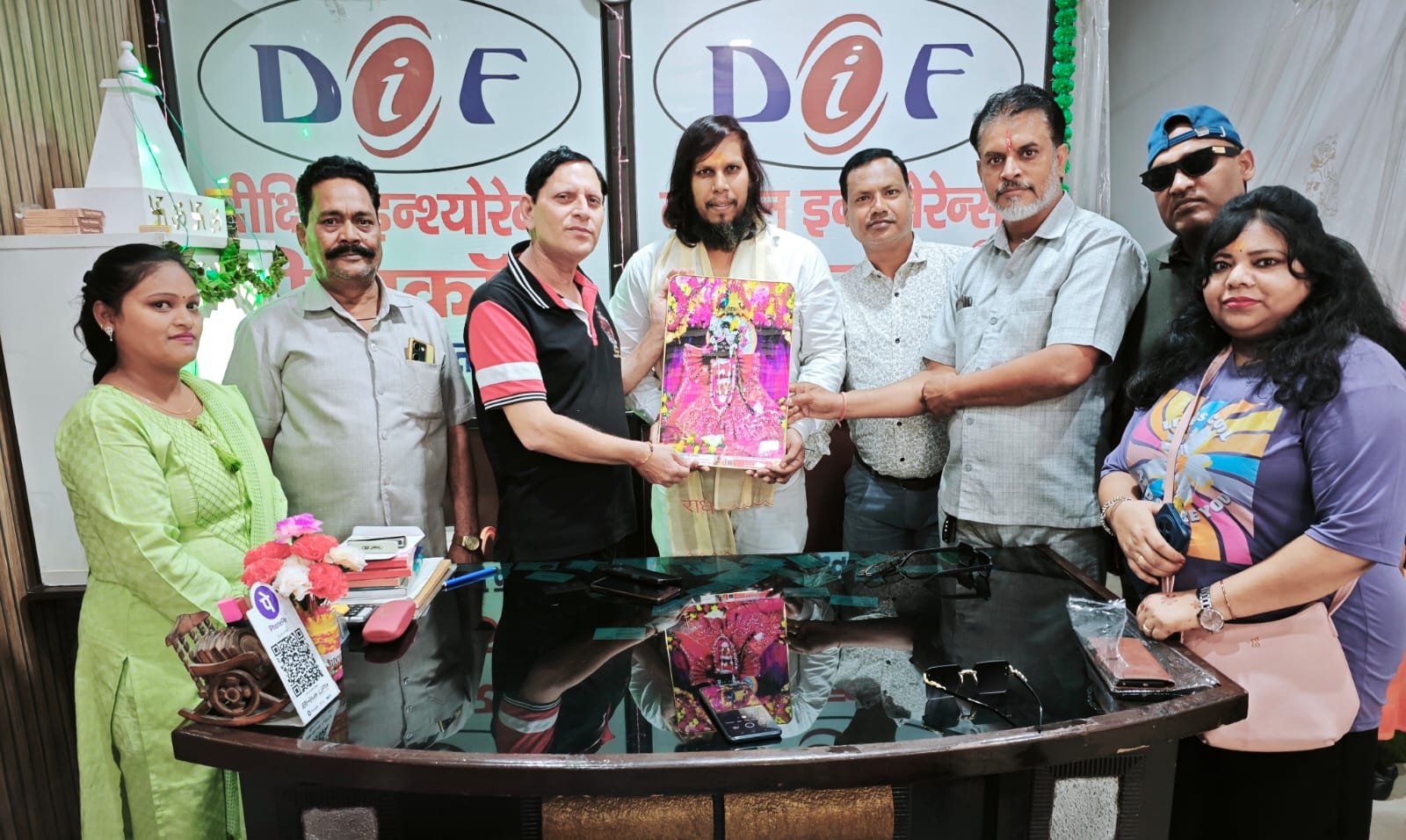 बॉलीवुड अभिनेता गौरव कुमार का मथुरा में स्वागत, बृज यातायात एवं जनजागरूकता समिति ने किया सम्मानित | New India Times