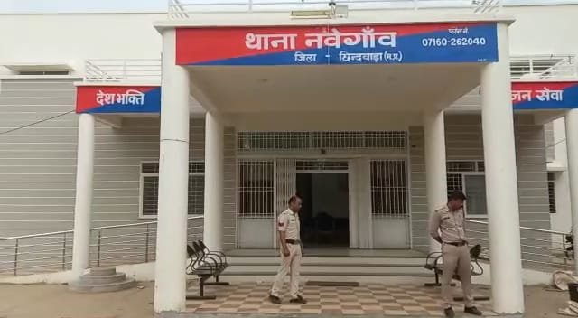 घानाउमरी में जुआरियों के फड़ पर पुलिस का छापा, नगदी और ताश बरामद 1 घानाउमरी में जुआरियों के फड़ पर पुलिस का छापा, नगदी और ताश बरामद | New India Times