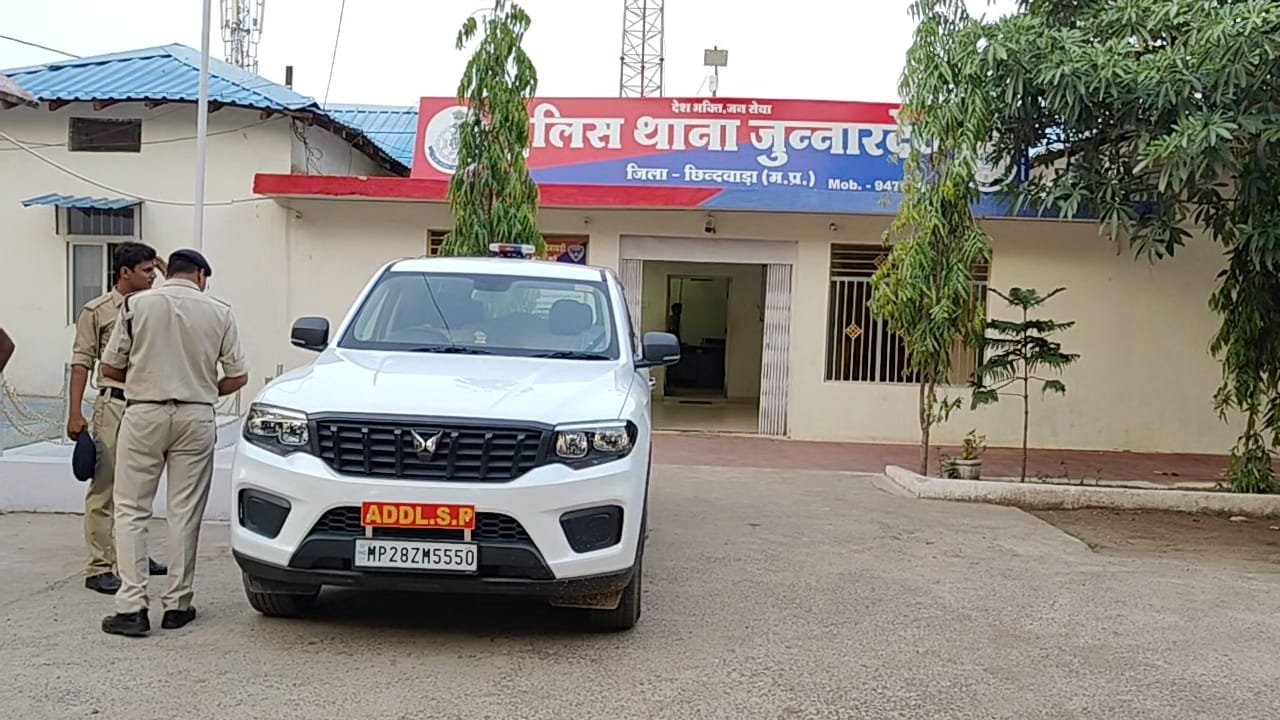 सहेली की जिद और दबाव से तंग आकर महिला ने की आत्महत्या, पुलिस ने सहेली को किया गिरफ्तार | New India Times