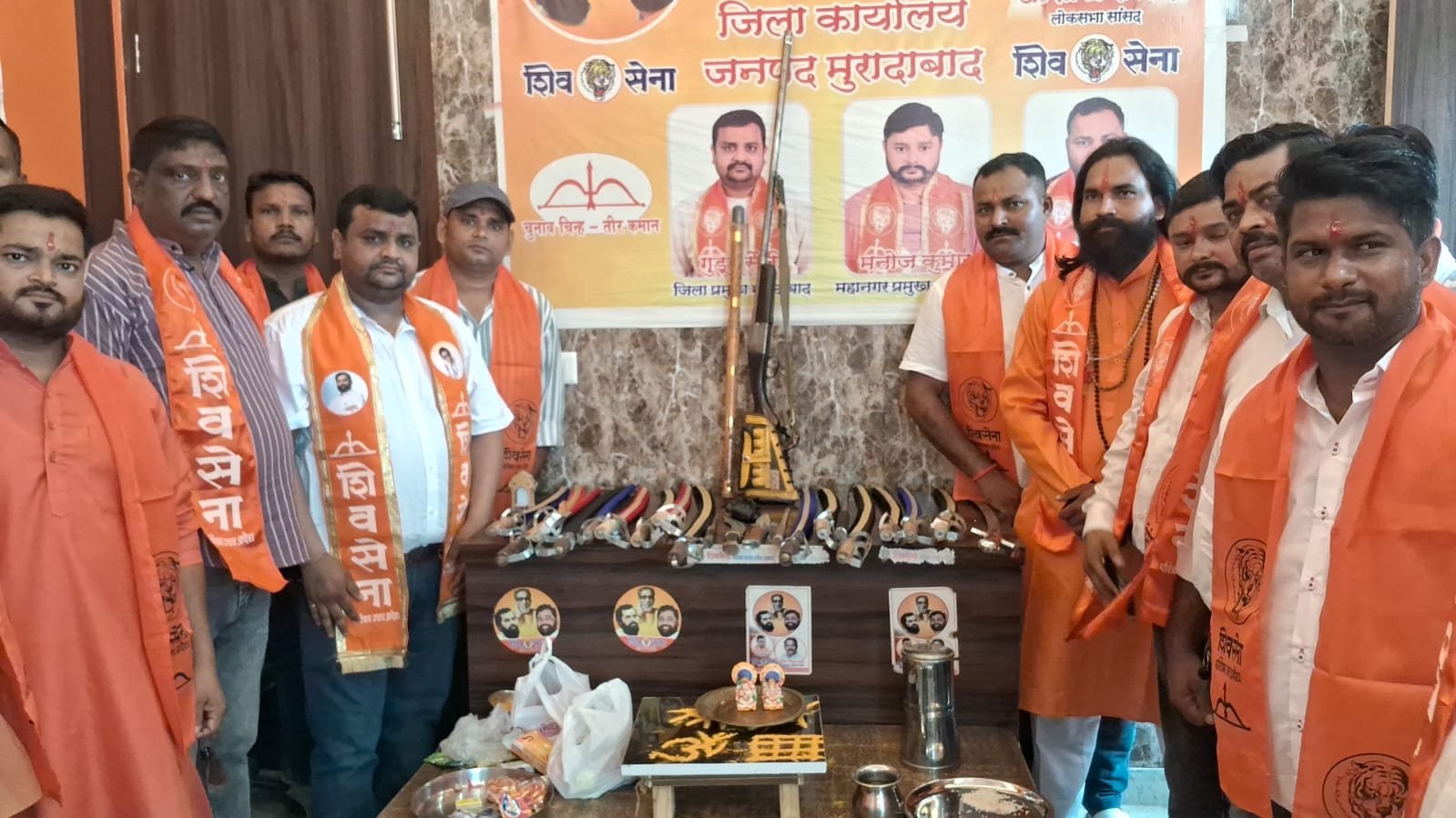 दशहरा पर शिवसेना द्वारा शस्त्र पूजन का भव्य आयोजन | New India Times