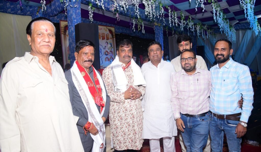 फुटतालाब में भक्ति का अद्भुत संगम, माँ की आराधना में उमड़ा आस्था का सैलाब | New India Times