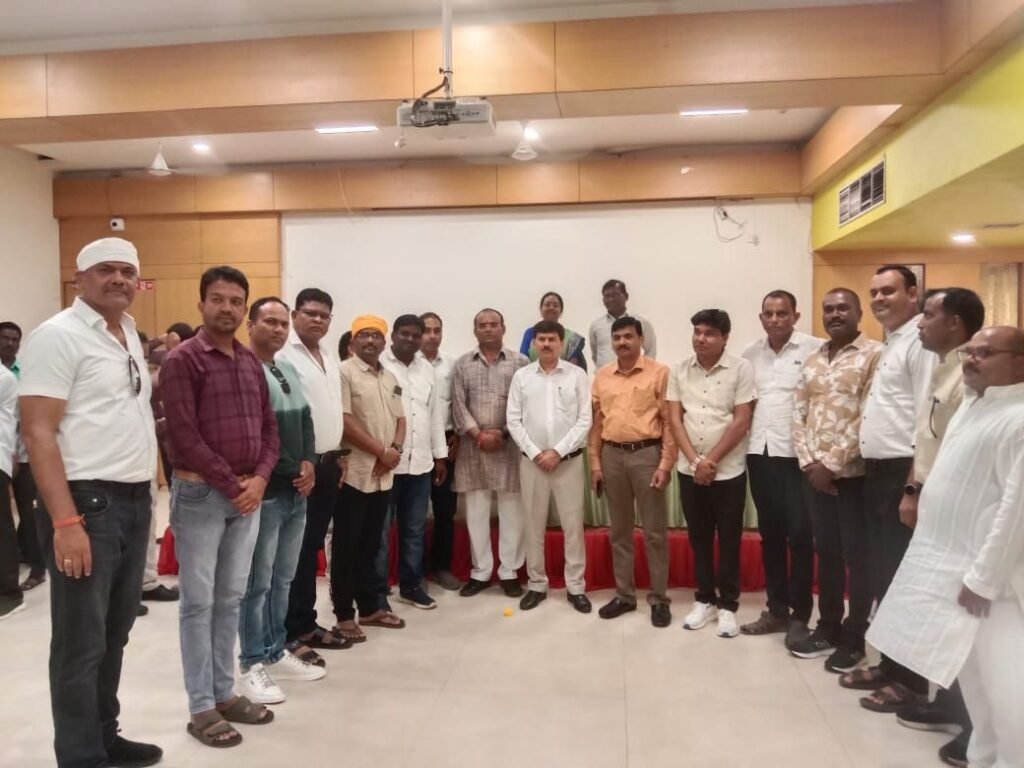 पांढुरना में कलेक्टर अजय देव शर्मा की विदाई समारोह एवं स्नेह सम्मेलन का आयोजन | New India Times