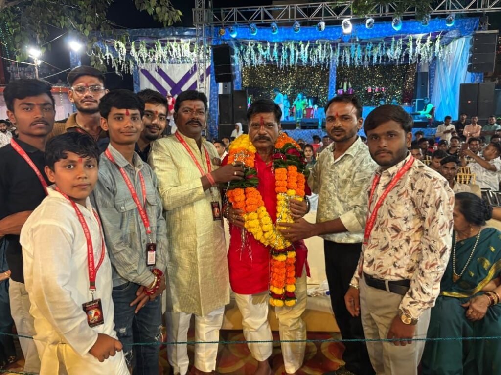 फूट तालाब में लोकप्रिय समाजसेवी सुरेश चंद जैन ‘पप्पू भैया’ का सम्मान 2 फूट तालाब में लोकप्रिय समाजसेवी सुरेश चंद जैन ‘पप्पू भैया’ का सम्मान | New India Times