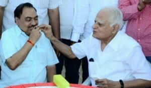 सुरेश जैन के नेतृत्व में बीजेपी से भिड़ेगा विपक्ष ?? निकाय चुनावों में बदलेंगे नतीजे 3 सुरेश जैन के नेतृत्व में बीजेपी से भिड़ेगा विपक्ष ?? निकाय चुनावों में बदलेंगे नतीजे | New India Times