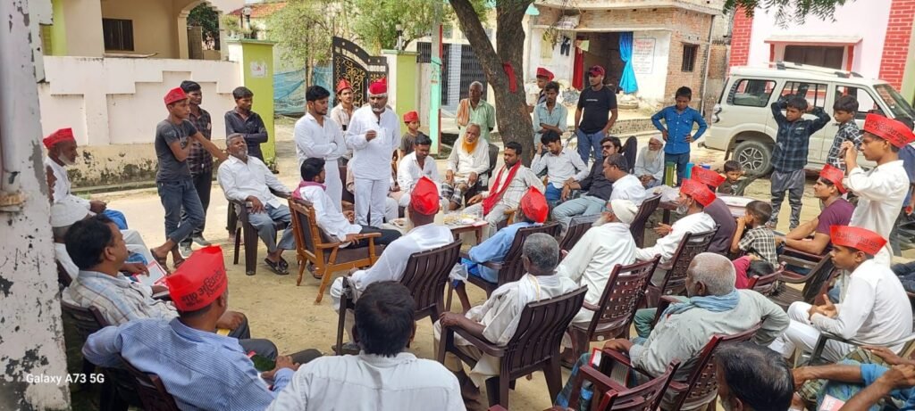 पंडितपुर में समाजवादी पार्टी की पीडीए पंचायत, सैकड़ों लोगों ने ली सदस्यता | New India Times