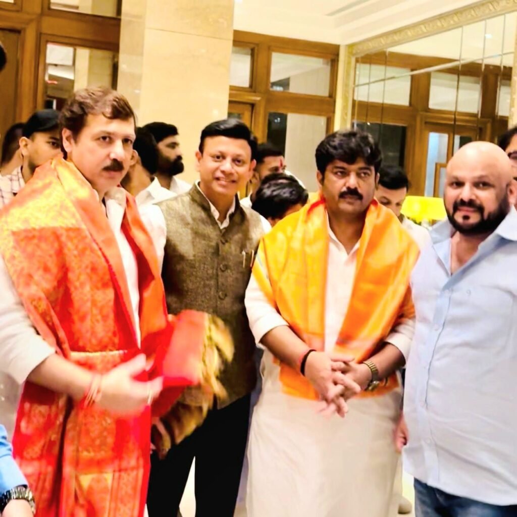 दिलशाद एस. खान और डॉ. अजय एल. दुबे ने पूर्व सांसद धनंजय सिंह से की मुलाकात, सामाजिक एकता और सेवा भावना पर हुई सार्थक चर्चा | New India Times