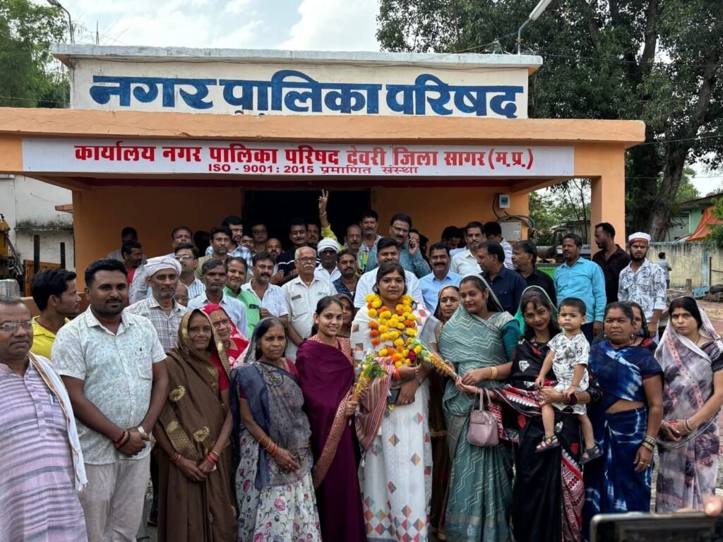 मध्यप्रदेश शासन के आदेश पर नेहा अलकेश जैन ने पुनः संभाला देवरी नगरपालिका अध्यक्ष पद, कहा: नगर का सम्पूर्ण विकास ही मेरा उद्देश्य | New India Times