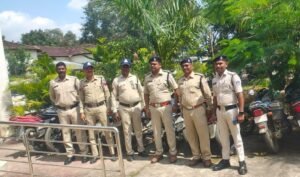 52 पत्तों के जुए पर पुलिस का छापा, 10 जुआरी गिरफ्तार, नगद और 13 टू-व्हीलर जप्त | New India Times