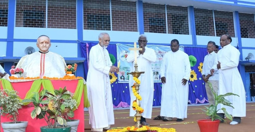 मेघनगर कैथोलिक समुदाय ने 150वीं वर्षगांठ और 2025 जुबिली भव्य रूप से मनाई | New India Times