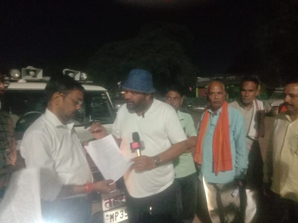 पत्रकार के पुत्र पर जानलेवा हमला, आरोपियों पर मामला दर्ज, गिरफ्तारी अब तक नहीं | New India Times