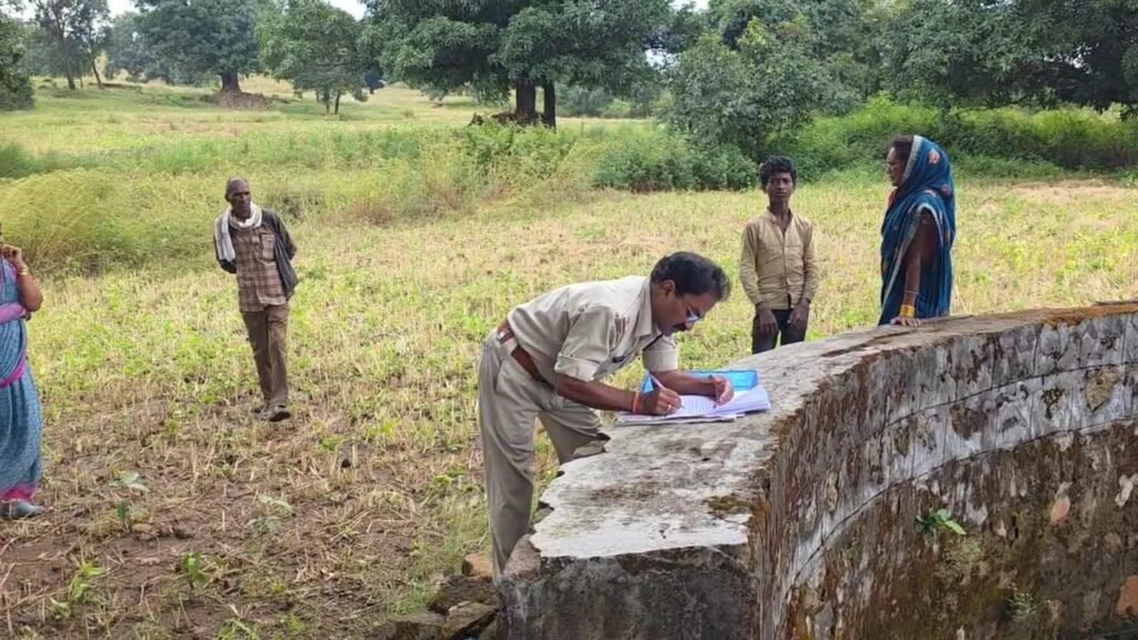 बिलावर मंडई जाने की बात कहकर निकली किशोरी की लाश 5 दिन बाद कुएं में मिली, पुलिस जांच में जुटी 2 बिलावर मंडई जाने की बात कहकर निकली किशोरी की लाश 5 दिन बाद कुएं में मिली, पुलिस जांच में जुटी | New India Times