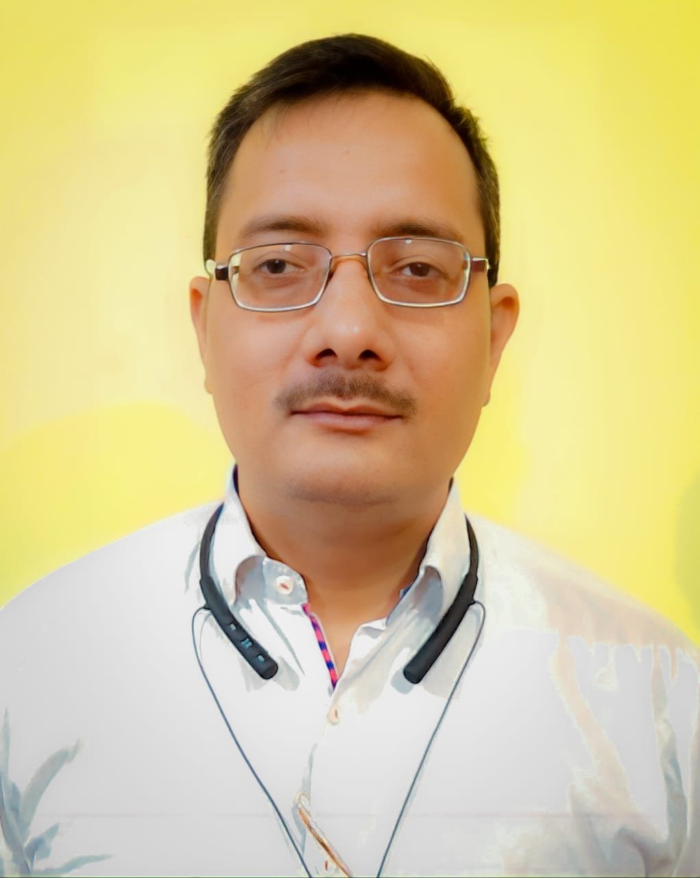 सिक्स-पॉकेट सिंड्रोम: आधुनिक परवरिश की नई सामाजिक चुनौती 1 सिक्स-पॉकेट सिंड्रोम: आधुनिक परवरिश की नई सामाजिक चुनौती | New India Times