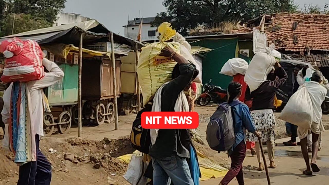 कोयलांचल में फिर बढ़ा मजदूरों का पलायन, रोजगार संसाधनों की कमी से उजड़ रहा जुन्नारदेव | New India Times