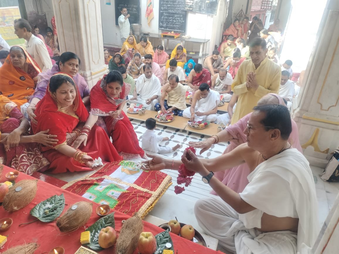 श्रीआदिनाथ भगवान की निकली भव्य रथयात्रा जय श्री आदिनाथ के नारों से गुंजा जिनालय | New India Times