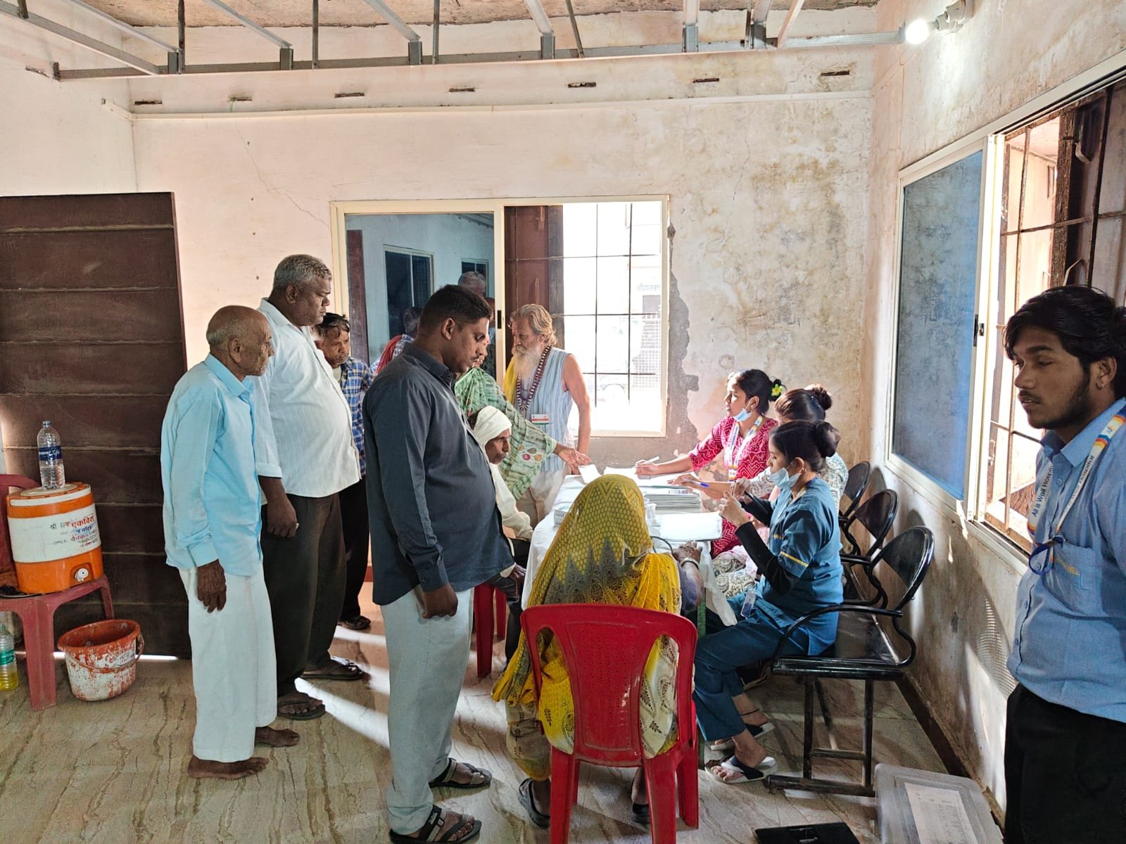 ग्राम पतोंडा में ऑल इज़ वेल हॉस्पिटल बुरहानपुर ने आयोजित किया स्वास्थ्य शिविर | New India Times