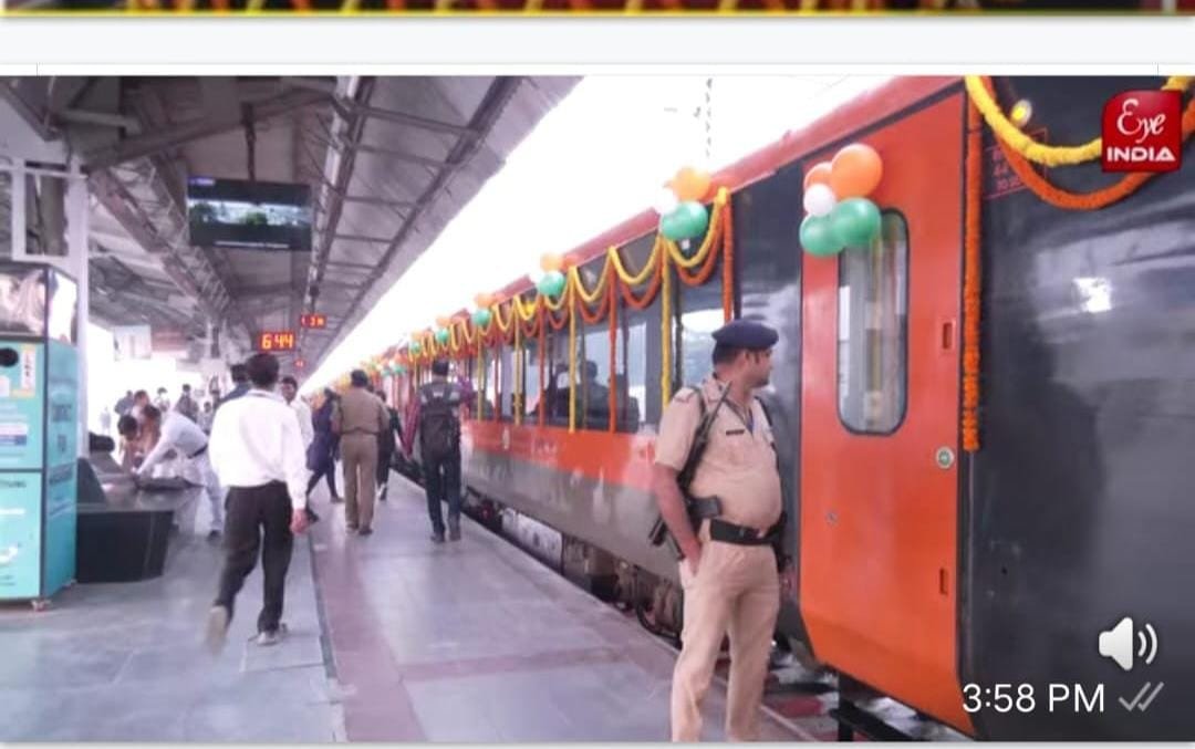 मैगलगंज के लिए गर्व का क्षण, वंदे भारत एक्सप्रेस ट्रेन का हुआ गुज़रना, भविष्य में ठहराव की उम्मीद | New India Times