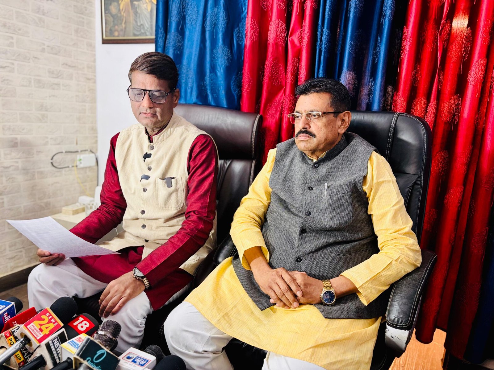 मध्य प्रदेश में पिछड़ा दलित समाज संगठन द्वारा धीरेंद्र शास्त्री की&nbsp; 'सनातन एकता यात्रा' के विरोध में निकाली जाएगी संविधान बचाओ यात्रा | New India Times