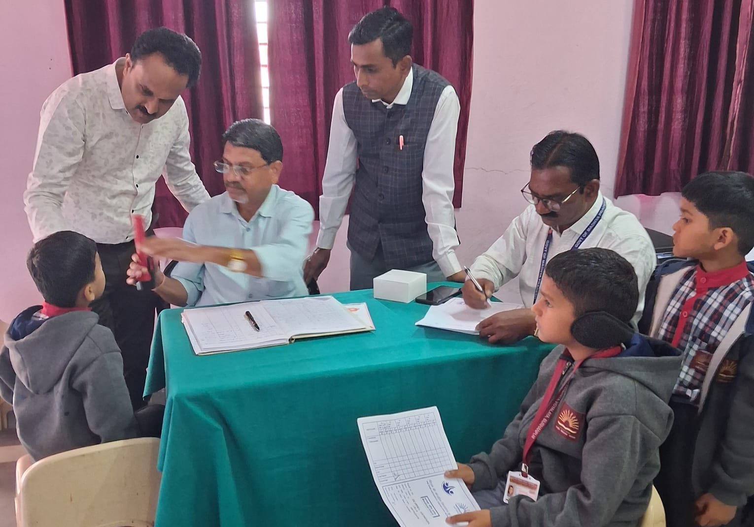 केंद्रीय विद्यालय बुरहानपुर में आरोग्य भारती द्वारा नि:शुल्क दंत एवं नेत्र परीक्षण शिविर आयोजित 1 केंद्रीय विद्यालय बुरहानपुर में आरोग्य भारती द्वारा नि:शुल्क दंत एवं नेत्र परीक्षण शिविर आयोजित | New India Times