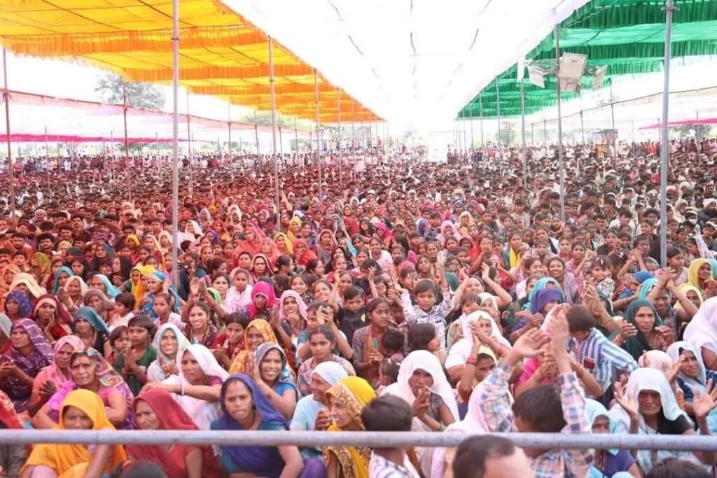 आदिवासी अधिकार यात्रा में उमड़ा जनसैलाब, कांग्रेस नेताओं ने जल-जंगल-जमीन की रक्षा का लिया संकल्प | New India Times