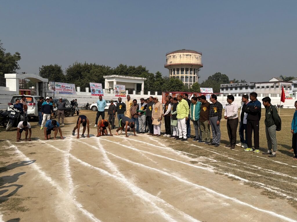 21-19, 21-19 से रंजीत-हर्षित बने बैडमिंटन चैम्पियन, गोला खेल महोत्सव में दिखा जोश और प्रतिभा का संगम | New India Times