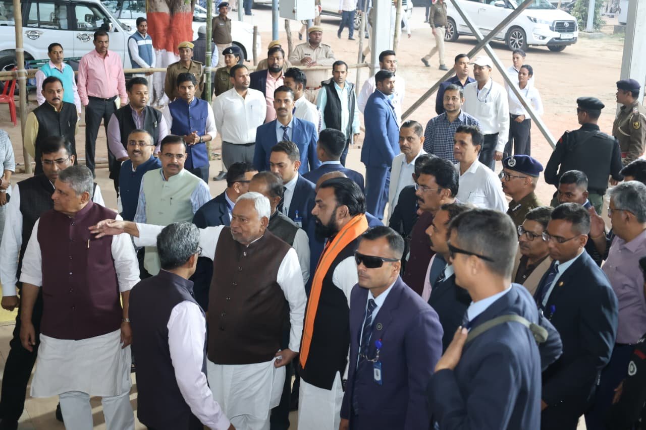 मुख्यमंत्री ने नई सरकार के शपथ ग्रहण समारोह की तैयारियों का किया निरीक्षण, अधिकारियों को दिये आवश्यक दिशा-निर्देश 1 मुख्यमंत्री ने नई सरकार के शपथ ग्रहण समारोह की तैयारियों का किया निरीक्षण, अधिकारियों को दिये आवश्यक दिशा-निर्देश | New India Times