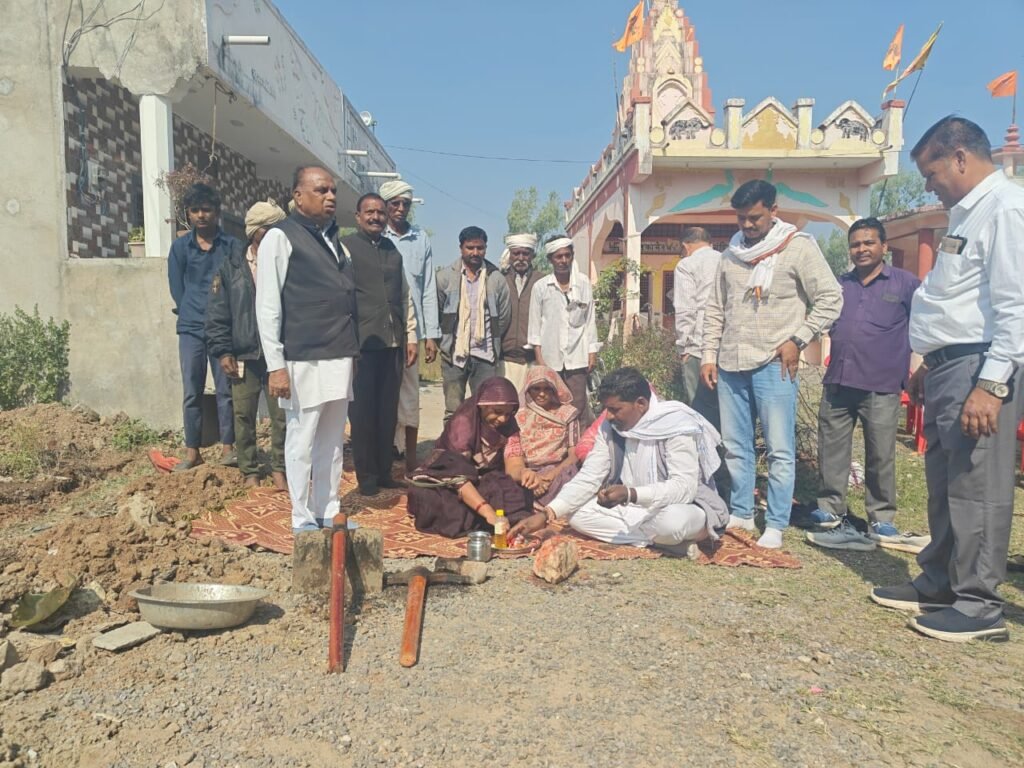 विधायक वीर सिंह भूरिया ने 10.80 लाख के नाली निर्माण कार्य का किया भूमि पूजन | New India Times