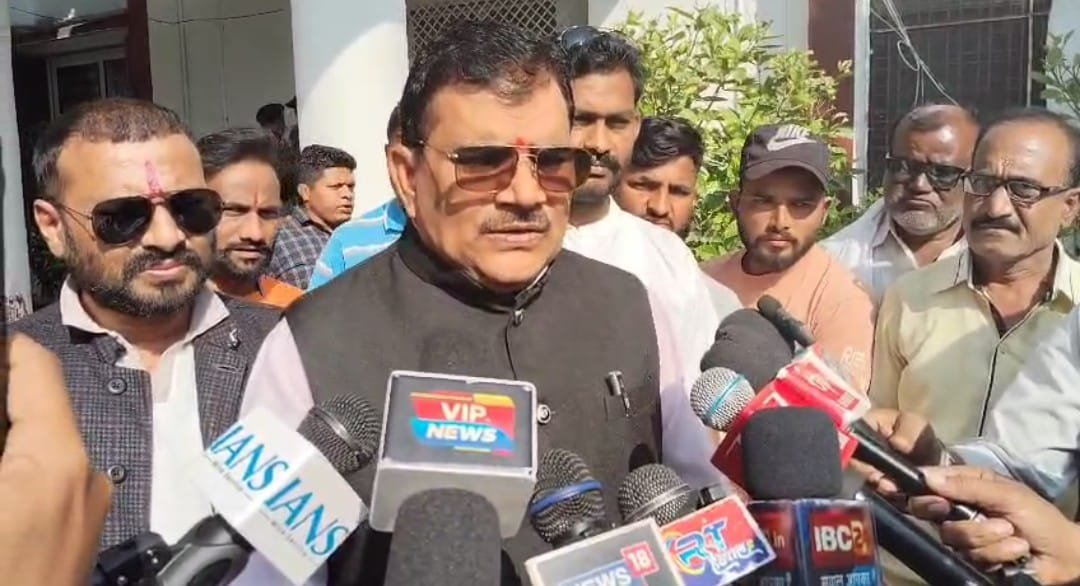 हकीमी हॉस्पिटल बुरहानपुर जिला प्रवाही को लेकर सांसद एवं नेपानगर विधायिका ने मीडिया के समक्ष रखे विचार | New India Times