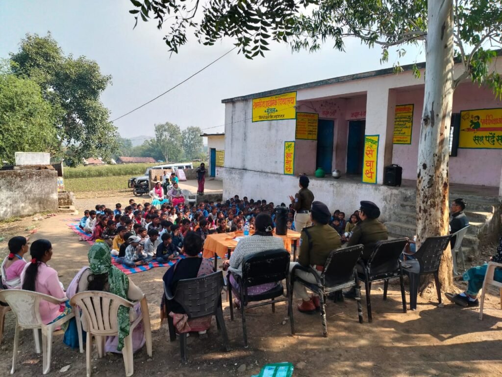 उदय संस्था व विभिन्न विभागों द्वारा मुंजाल प्राथमिक विद्यालय में संयुक्त जागरूकता कार्यक्रम आयोजित | New India Times