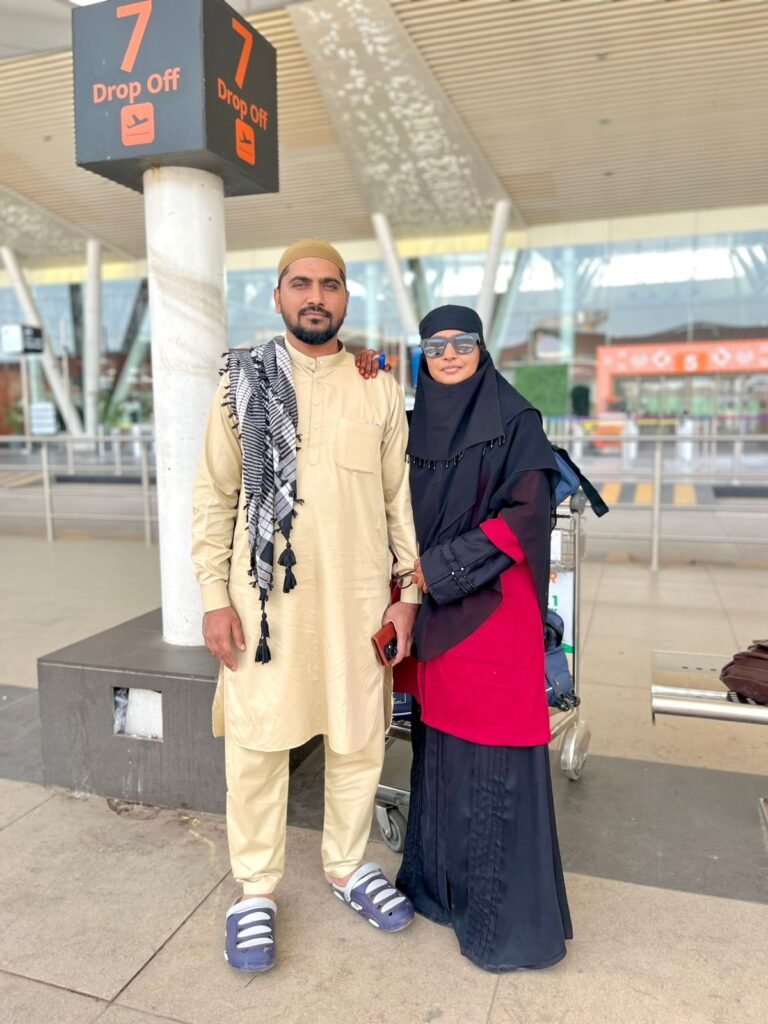 झालोद से उमरा के लिए रवाना हुए जायरीन, मुल्क की अमन-ओ-चैन के लिए करेंगे दुआएं | New India Times