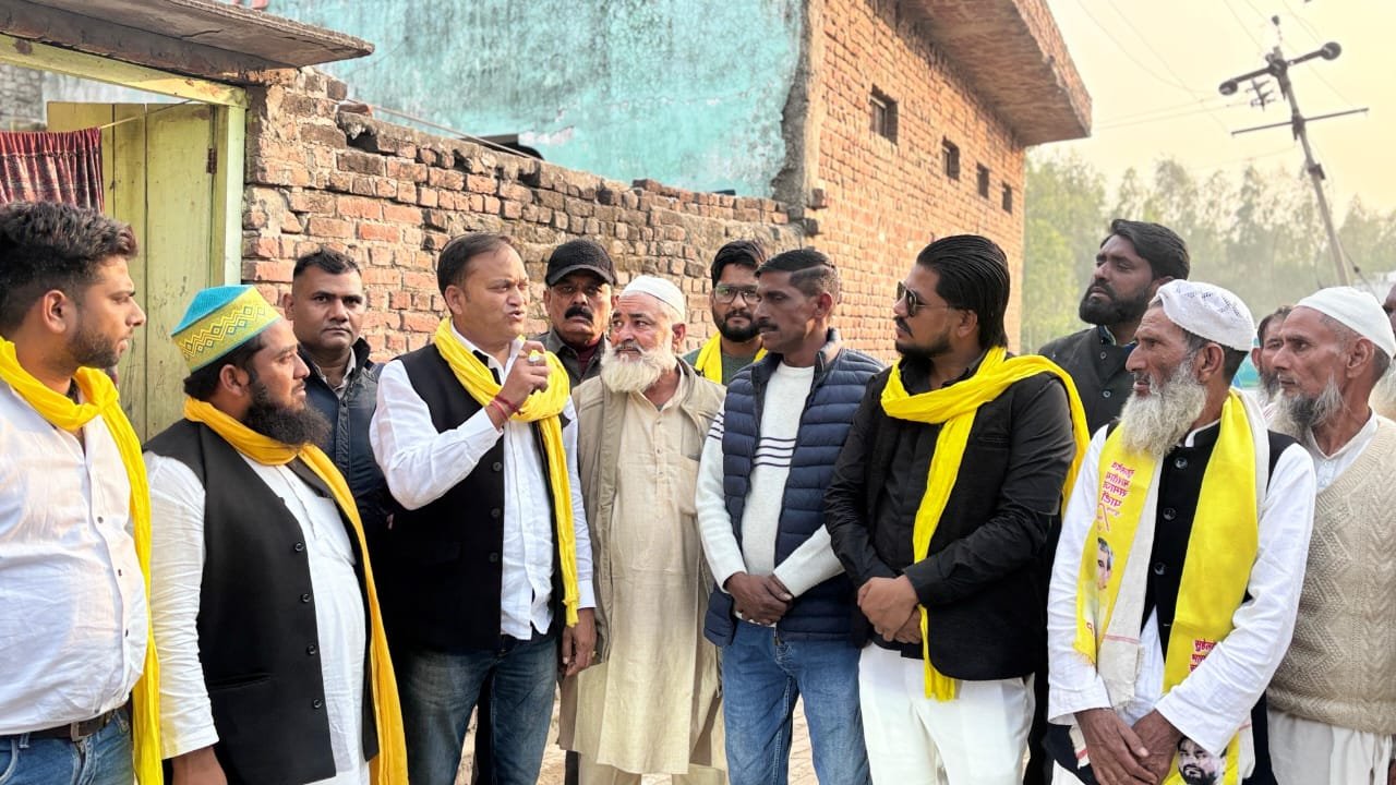 नाज़िम कादिर के आवास पर जन चौपाल का आयोजन पहुंचे रवि चौधरी | New India Times