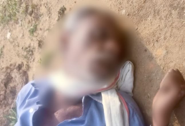 डूंगरिया बस स्टैंड पर बुजुर्ग की रहस्यमयी मौत, कारणों को लेकर बना सवाल | New India Times