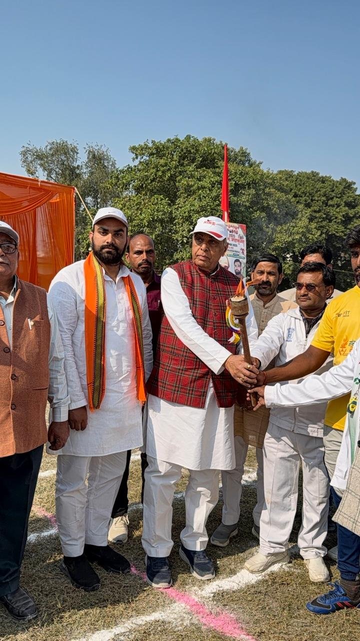 इटवा में दो दिवसीय सांसद खेल महाकुंभ 2025 का भव्य शुभारंभ, हज़ारों खिलाड़ियों ने दिखाया जोश | New India Times