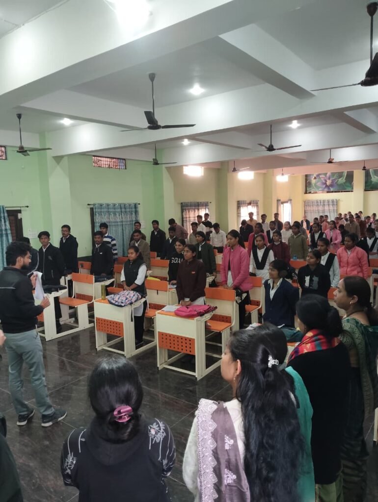 बीकेपी कॉलेज देवरी में संविधान दिवस पर शपथ, संवाद और संकल्प का आयोजन | New India Times