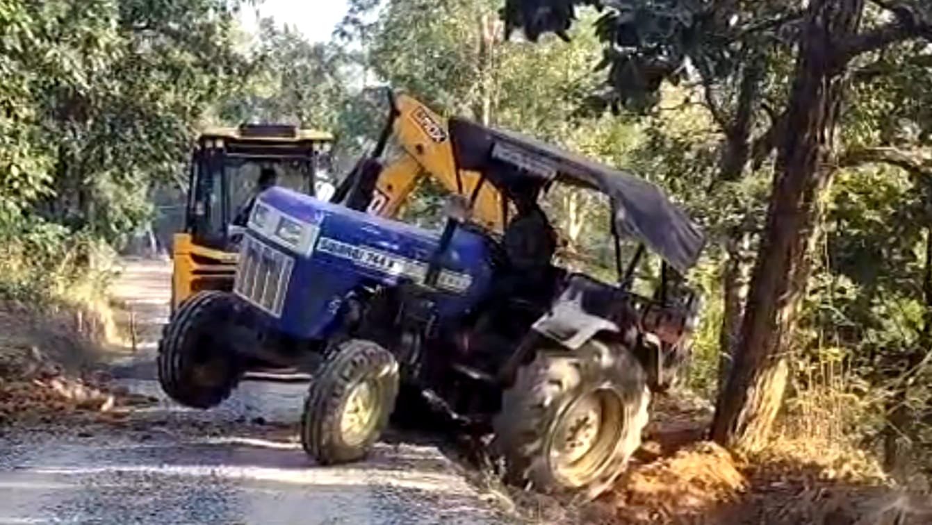 कट्टा नदी से अवैध रेत परिवहन करते हुए चार ट्रैक्टर ट्राली को खनिज विभाग ने किया जब्त | New India Times