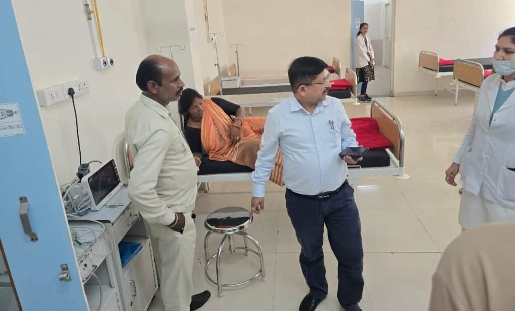 ओपीडी से अनुपस्थित मिले चिकित्सकों पर सीएमएचओ का एक्शन, 7 दिनों का वेतन काटकर थमाया नोटिस 3 ओपीडी से अनुपस्थित मिले चिकित्सकों पर सीएमएचओ का एक्शन, 7 दिनों का वेतन काटकर थमाया नोटिस | New India Times