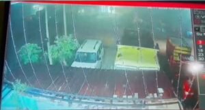 झिलमिली से दो बुलेट मोटरसाइकिल चोरी, कैमरे में कैद हुई वारदात | New India Times