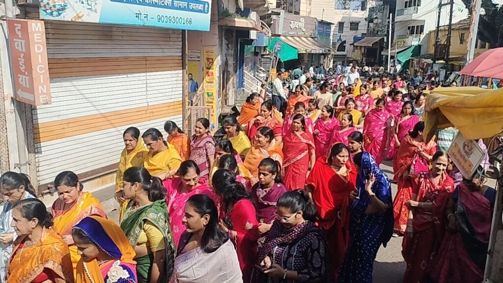 श्रीआदिनाथ भगवान की निकली भव्य रथयात्रा जय श्री आदिनाथ के नारों से गुंजा जिनालय | New India Times