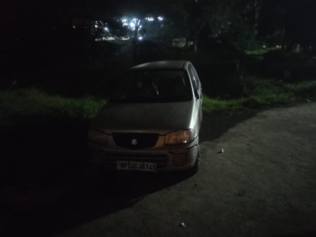 भोपाल के बाग फरहत अफ़ज़ा कब्रिस्तान में बड़ी लापरवाही, जनाज़ा शेड में लाइट तक नहीं | New India Times