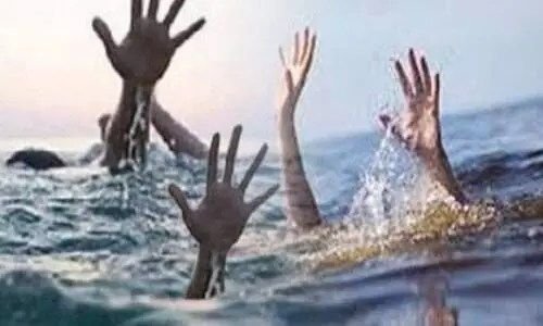 पोखर में डूबने से तीन मासूमों की दर्दनाक मौत, मुख्यमंत्री नीतीश ने जताया शोक, परिजनों को मिलेगा 4-4 लाख अनुग्रह राशि 2 पोखर में डूबने से तीन मासूमों की दर्दनाक मौत, मुख्यमंत्री नीतीश ने जताया शोक, परिजनों को मिलेगा 4-4 लाख अनुग्रह राशि | New India Times