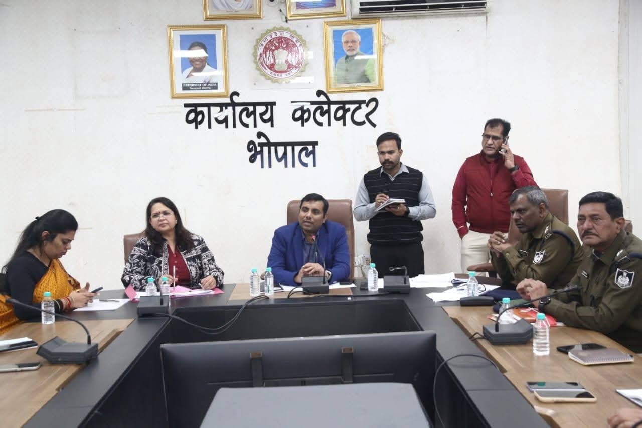 अवैध कॉलोनियों पर प्रशासन सख्त, FIR और तोड़फोड़ के दिए निर्देश | New India Times