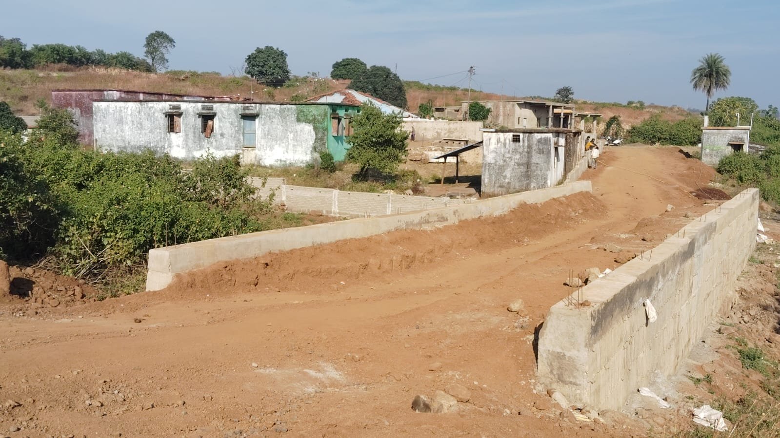 पंचायत में खुला भ्रष्टाचार का खेल: पुलिया पर मिट्टी डालकर किया घोटाले को दफन | New India Times